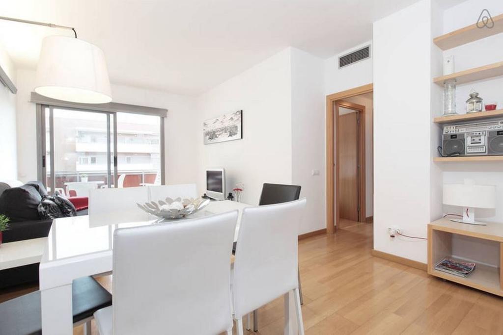Beach Apartment *